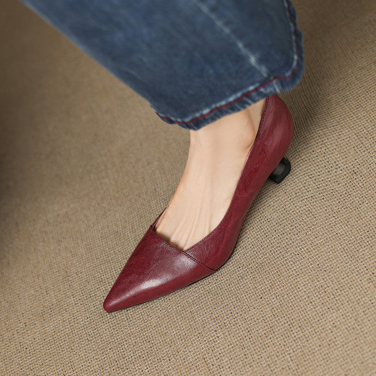 Women's Leather Pumps Pointed Toe Kitten Heel