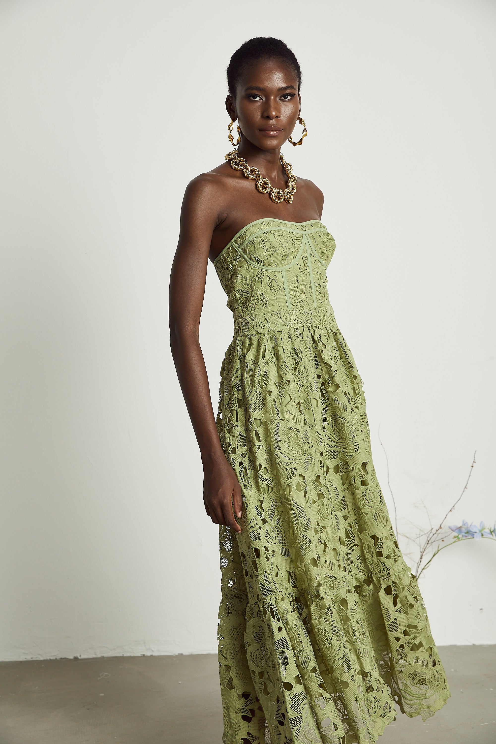 Inès Lace Floral Embroidered Midi Dress Off-Shoulder Cut-Out Detail Green