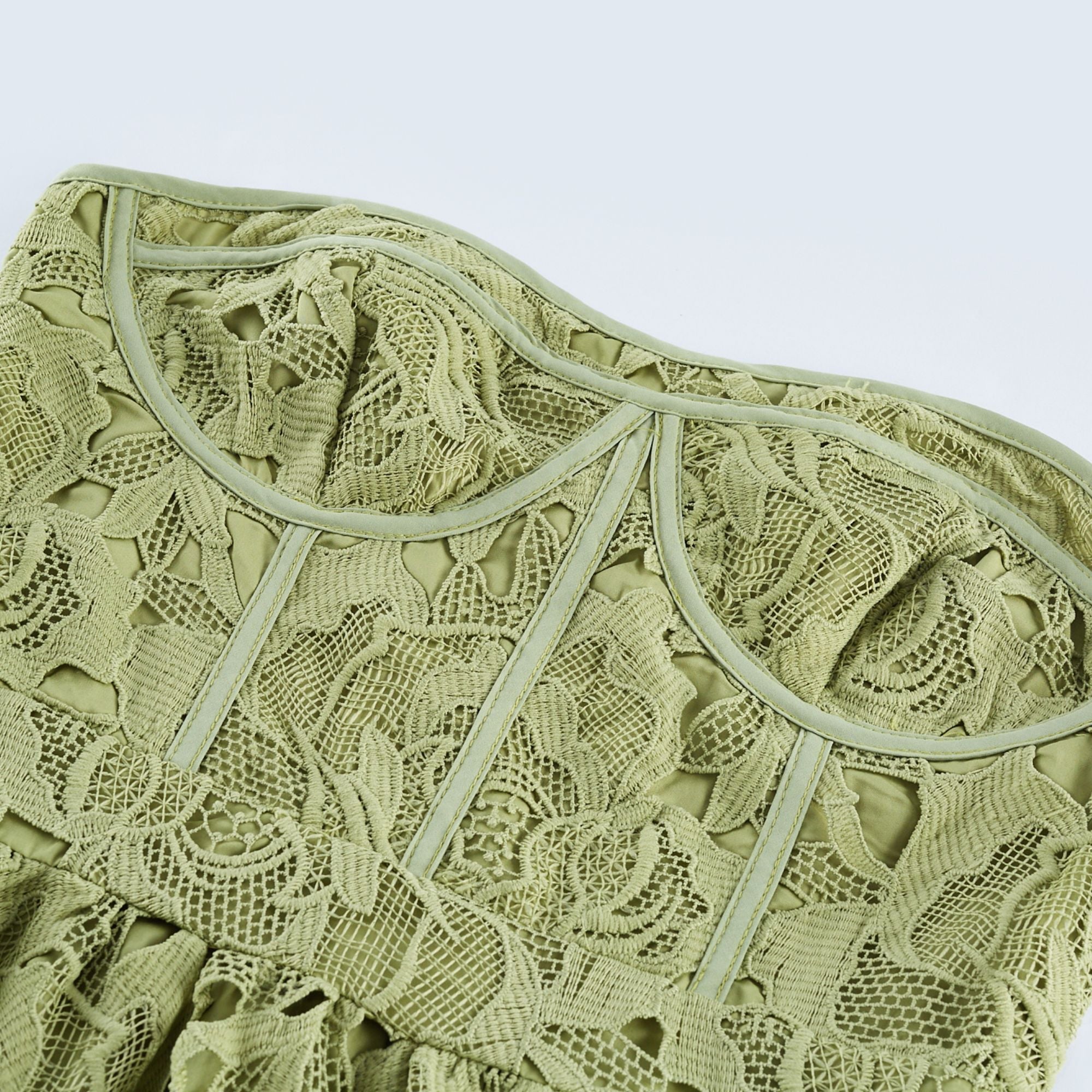 Inès Lace Floral Embroidered Midi Dress Off-Shoulder Cut-Out Detail Green