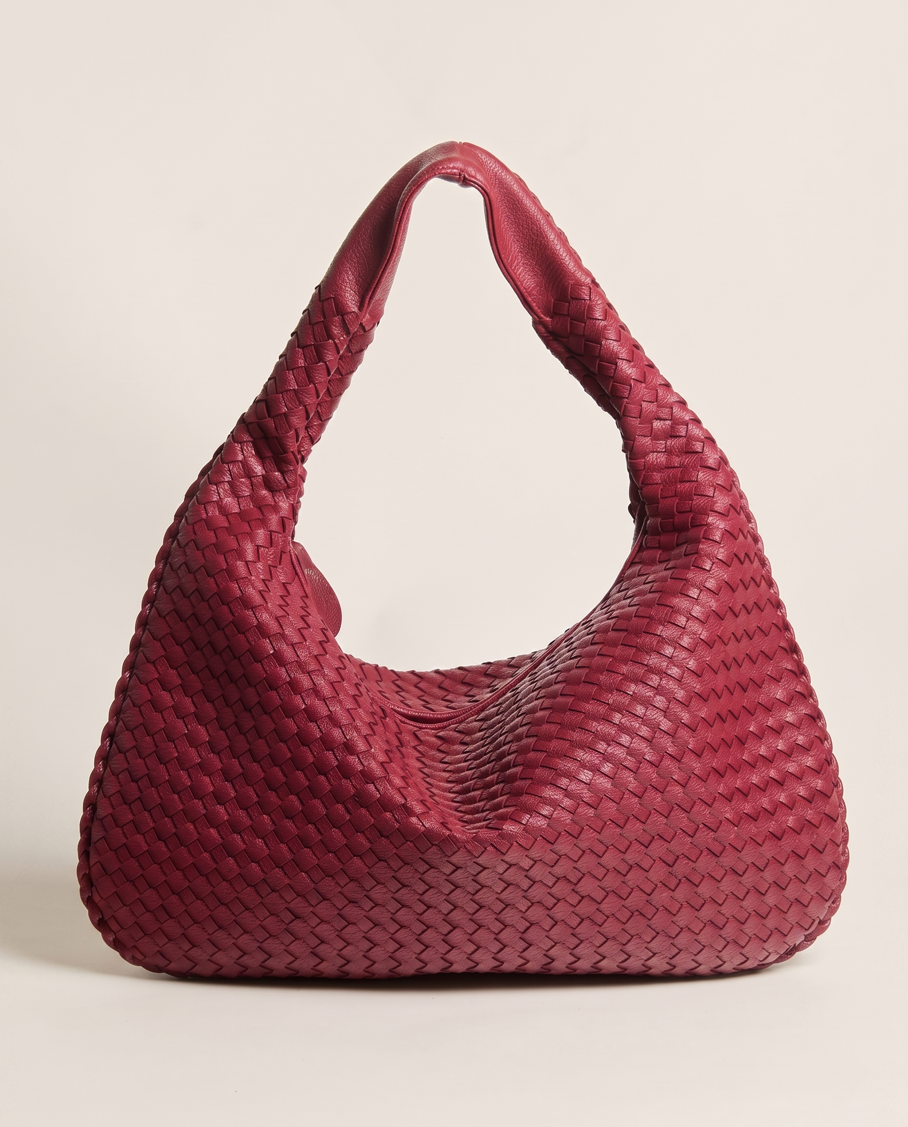 Maeve Woven Shoulder Bag Slouchy Shape Integrated Single Strap Black